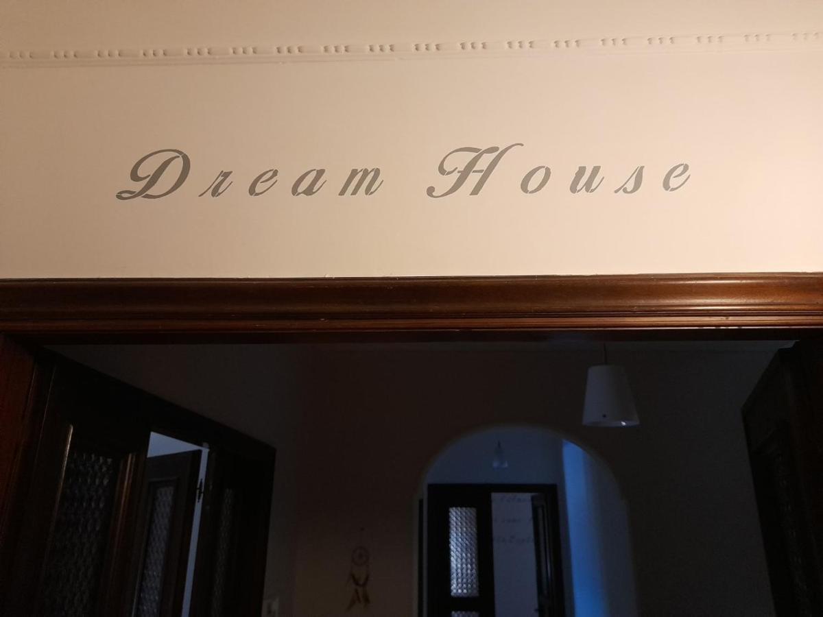 Dreamhouse Apartment L'Aquila Luaran gambar
